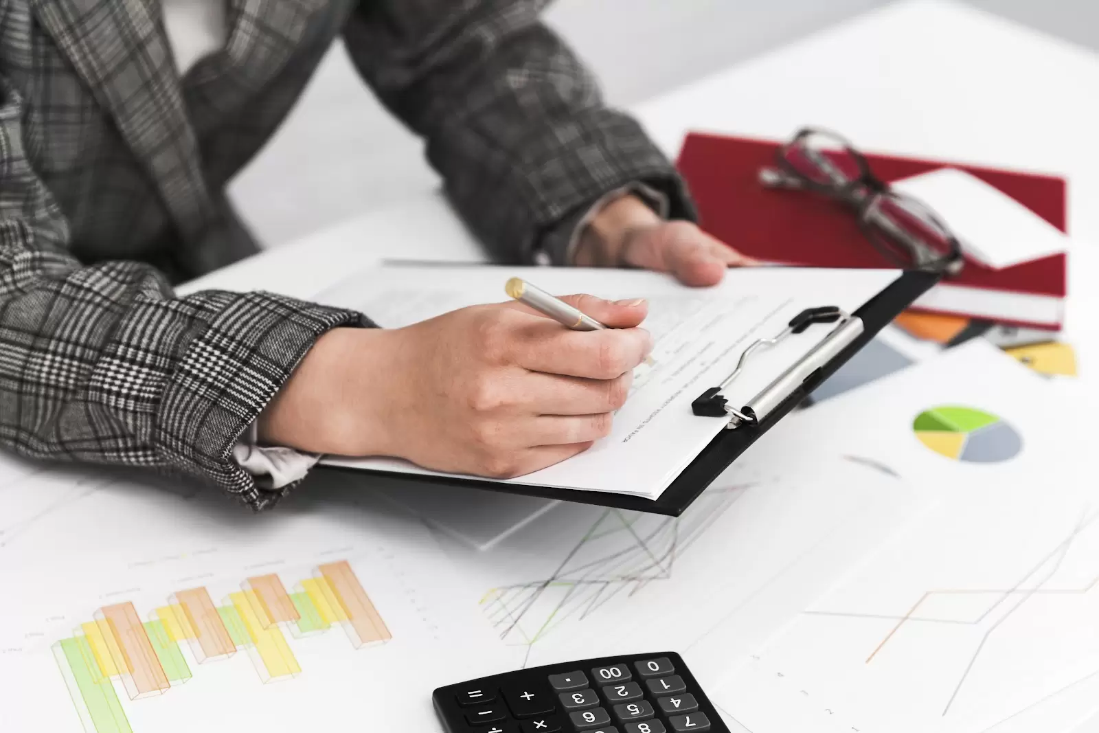 الدراسات الهيدرولوجية تحليل السيول وتصريف المياه للمشاريع